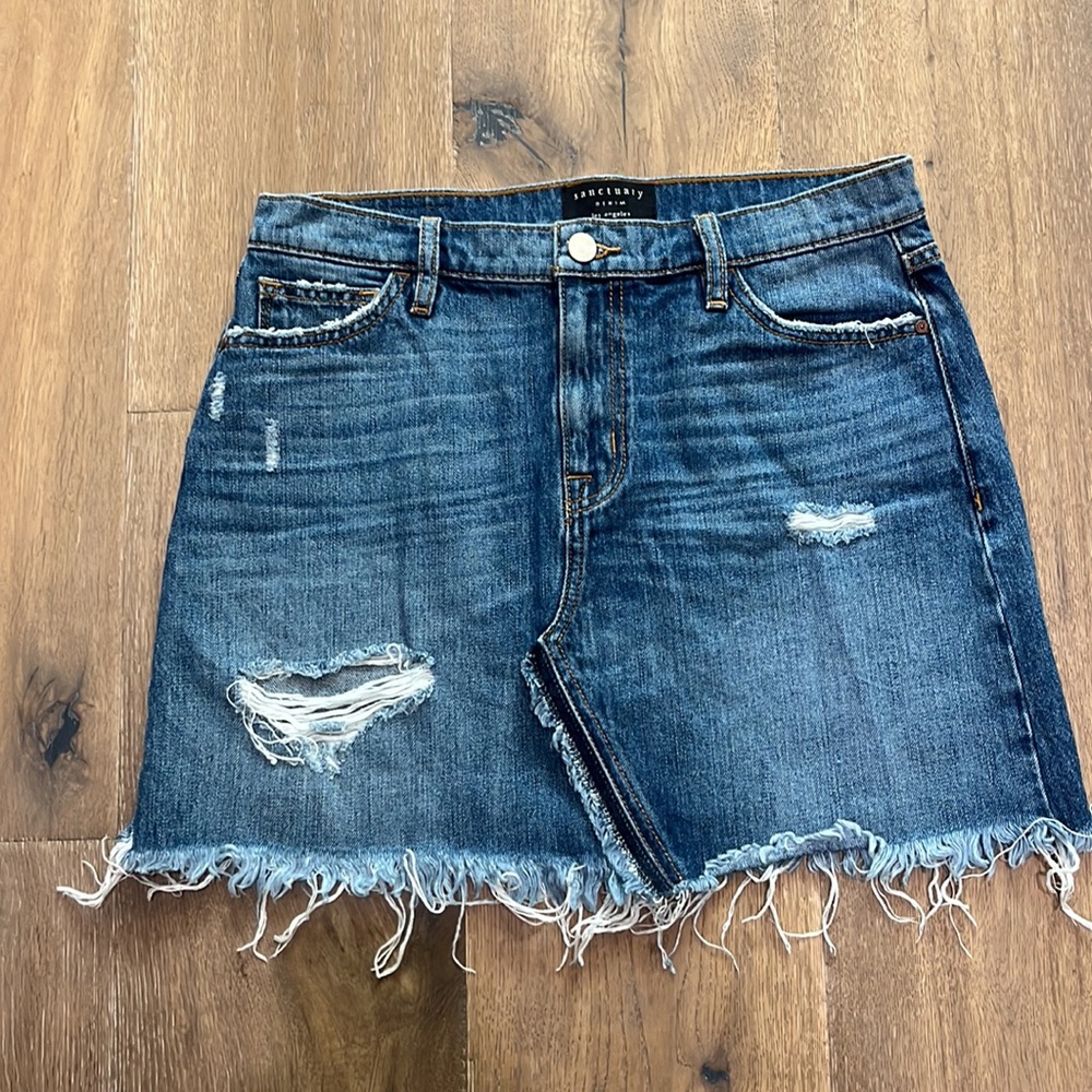 Sanctuary size 27, frayed bottom distressed denim jean skirt